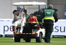 पैर में फ्रैक्चर के बाद प्लास्टर में नजर आए ऋषभ पंत, जताई नाराज़गी!