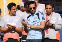 गुवाहाटी में दक्षिण अफ्रीका से करारी हार के बाद गौतम गंभीर पर भड़के फैंस – देखें वीडियो!