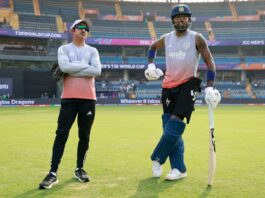 T20 वर्ल्ड कप: क्या भारत की दमदार बल्लेबाज़ी पाकिस्तान के स्पिन जादूगरों को शांत कर पाएगी?