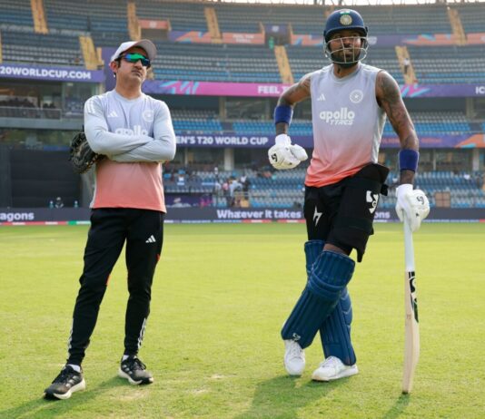 T20 वर्ल्ड कप: क्या भारत की दमदार बल्लेबाज़ी पाकिस्तान के स्पिन जादूगरों को शांत कर पाएगी?