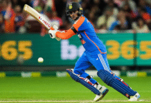 ‘टीमें चिंतित होंगी’: अभिषेक शर्मा के खराब दौर के बावजूद रवि शास्त्री का बड़ा संदेश!