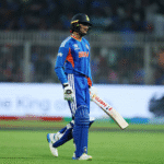 इंग्लैंड मुकाबले से पहले कुंबले और डु प्लेसिस ने अभिषेक की जगह पर रखी राय!